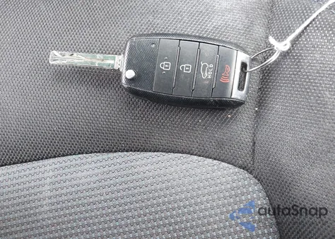 2016 Kia Sportage Lx z USA, uszkodzony, nr VIN KNDPB3AC8G7826048